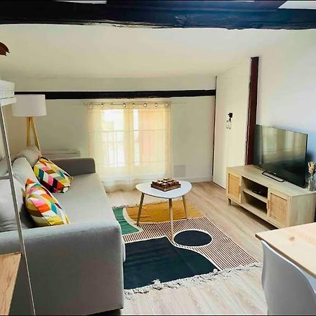 Le Grand Studio 卡斯特尔 外观 照片